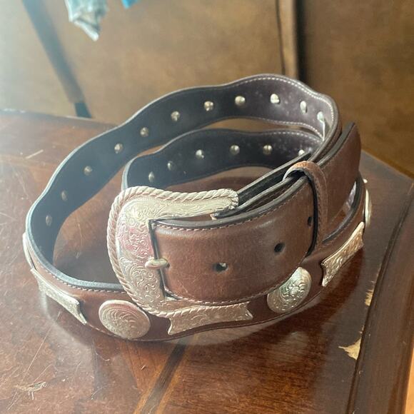 NWT Nocona concho leather brown size 42 men’s belt - Picture 1 of 8
